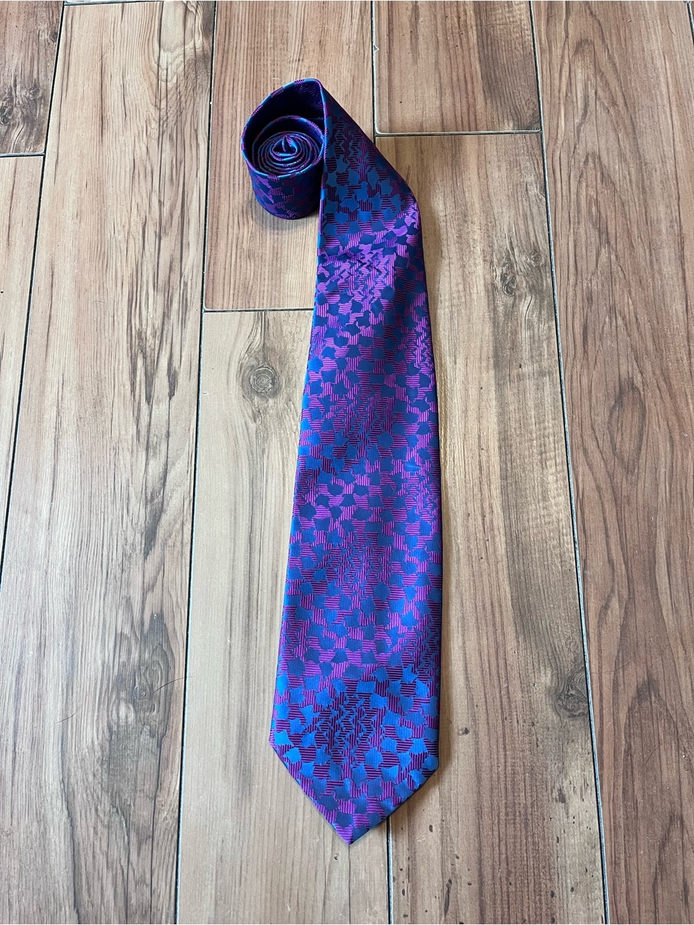 Purple & Blue Patterned Men's Tie